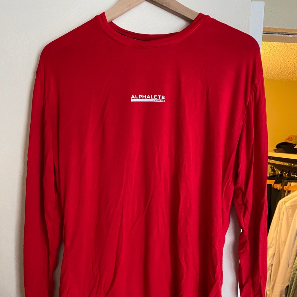 Alphalete long sleeve
